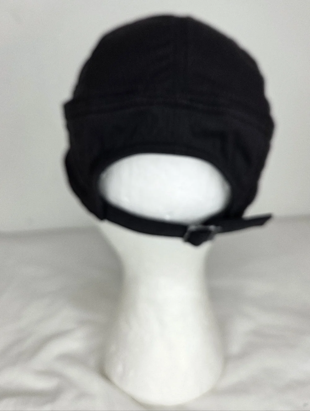 Lululemon OS Black Baseball Cap Lightweight with Structured Brim (no Hangtag) - Picture 4 of 7